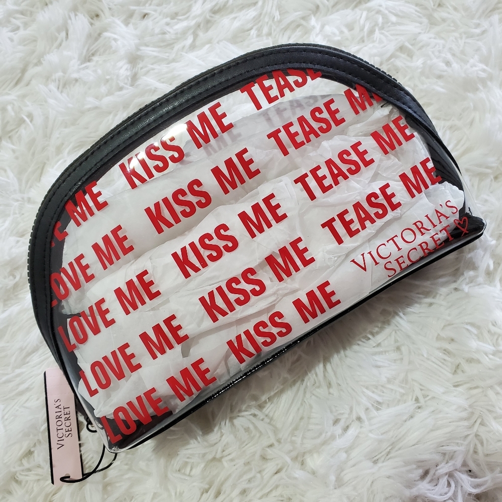 ♦️"KISS ME" "TEASE ME" "LOVE ME" Make-up Bag♦️